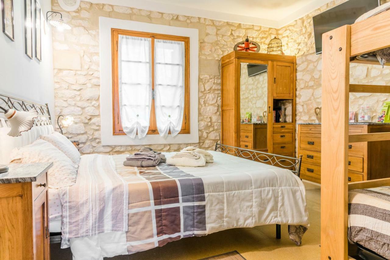 Bed and Breakfast Relais Des Roches Сона Экстерьер фото