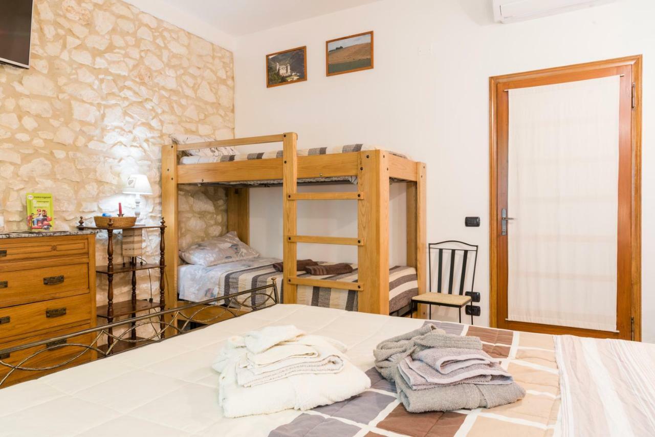 Bed and Breakfast Relais Des Roches Сона Экстерьер фото