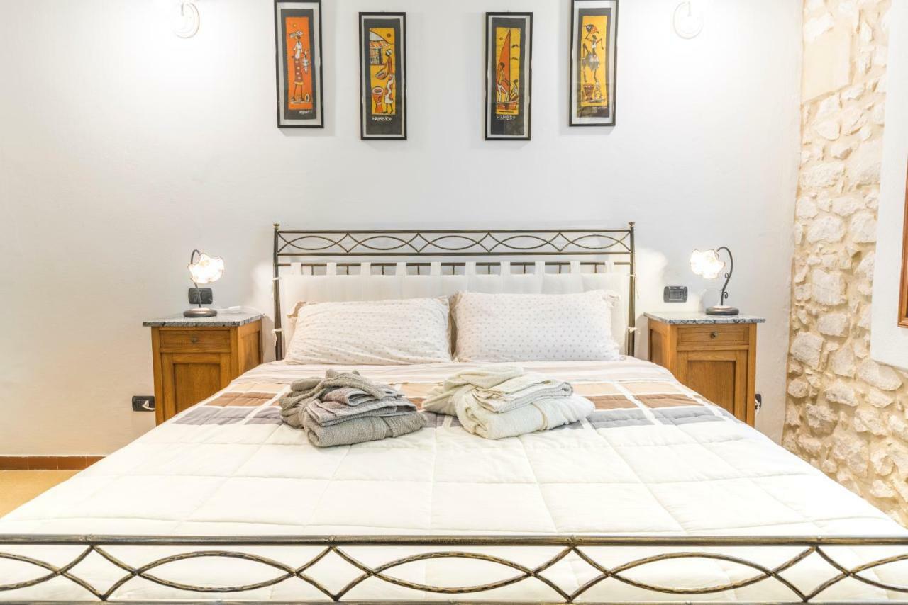 Bed and Breakfast Relais Des Roches Сона Экстерьер фото